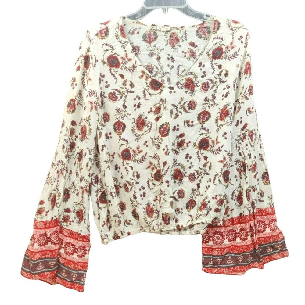 Eye Shadow Size Large Cropped Peasant Blouse Bell Sleeves Red and White Floral